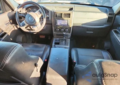 2012 Jeep Liberty Limited z USA, uszkodzony, nr VIN 1C4PJMCK9CW106609